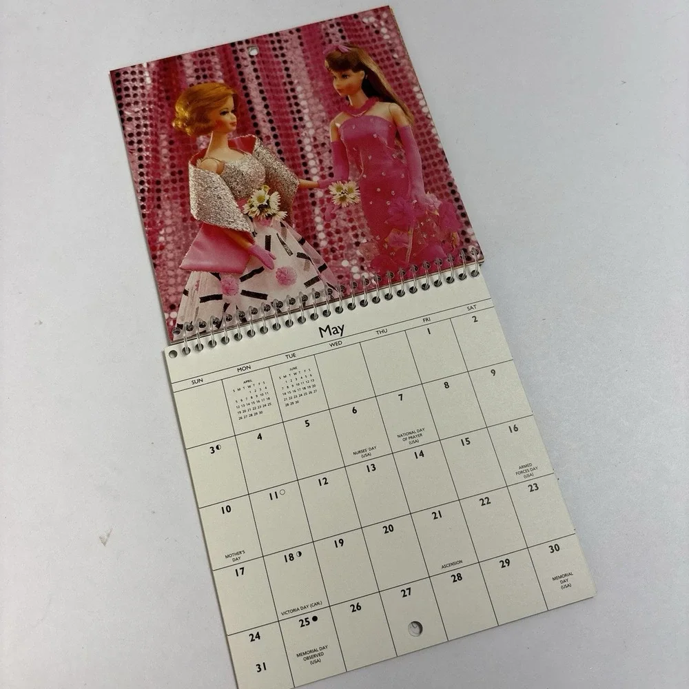VTG 1997 Barbie 12 Month Calendar Hallmark Diorama Mod Era Twist n Turn Barbie
